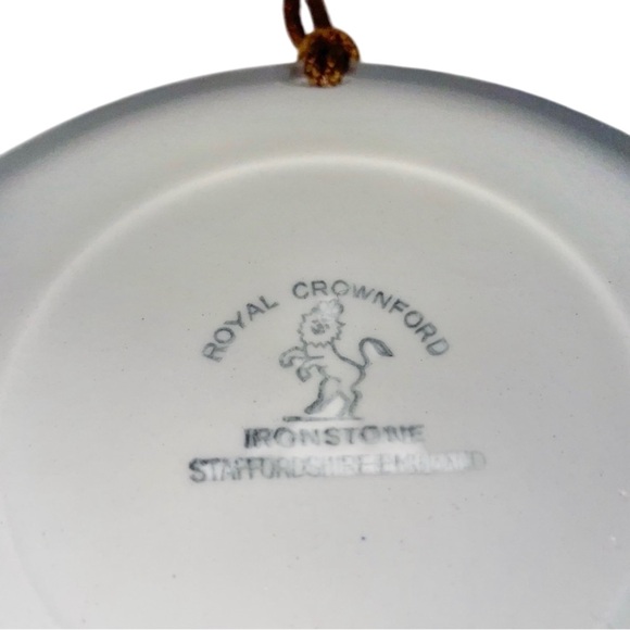 Cross Stitch Sampler Pattern Happy Hostess Plate Ironstone England Farmhouse - Picture 7 of 8